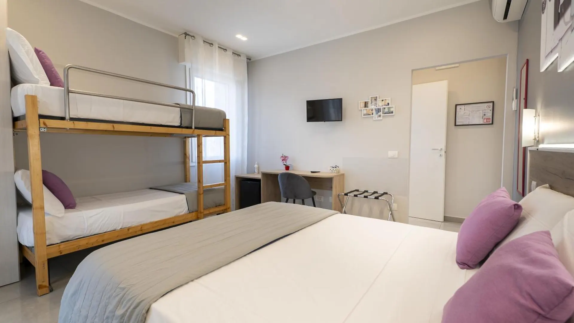 Gasthuis Affittacamere Orchidea For Tourists Hesperia Hosp Modena